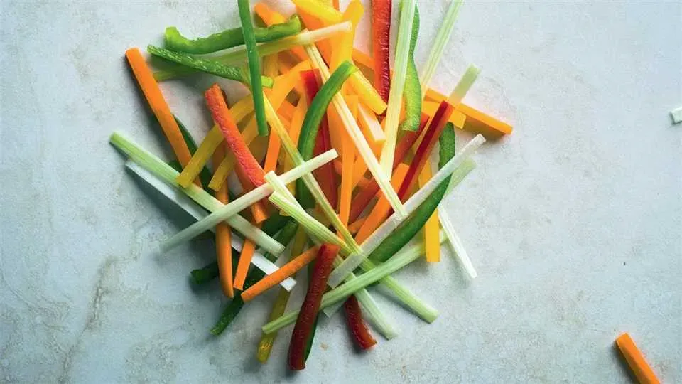 Jak kroić warzywa julienne