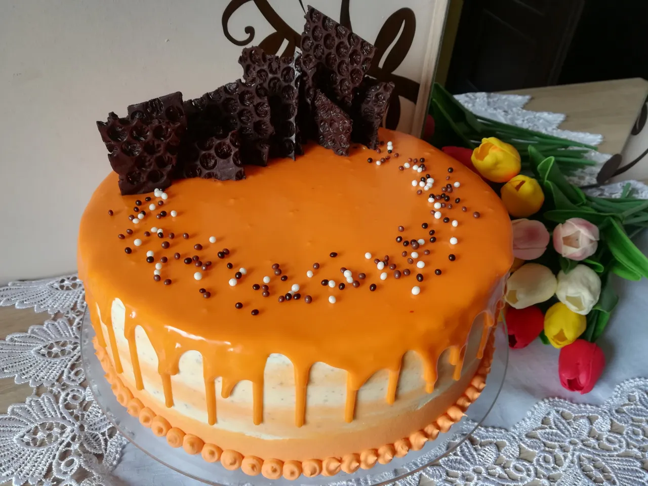 aplikacja dripu na tort