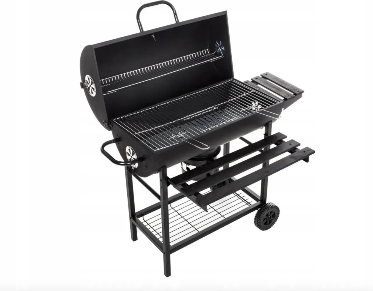 grill z beczki z drewnianymi p&oacute;łkami i termometrem