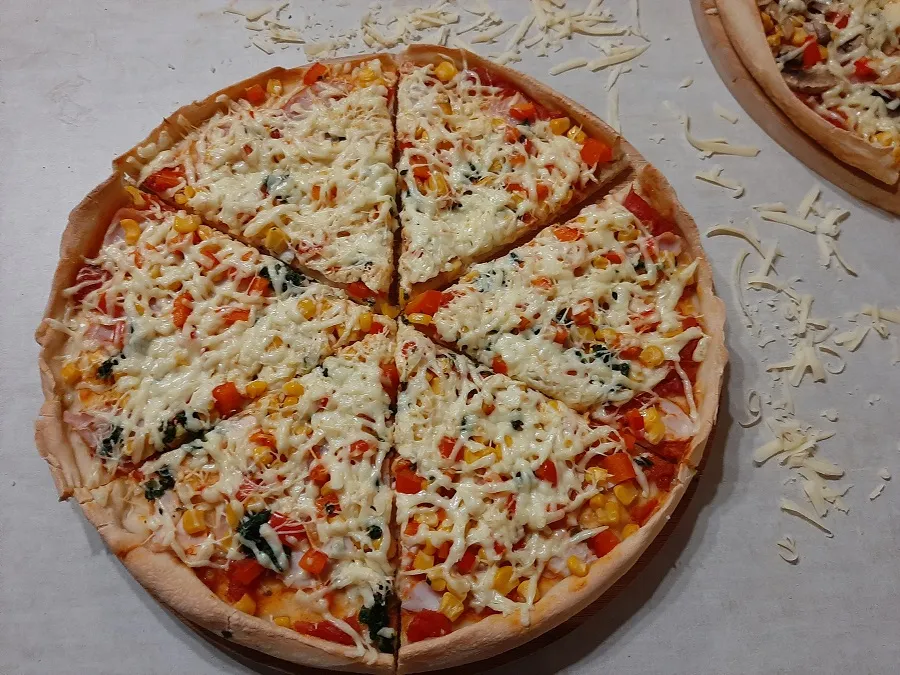 Zdjęcie Pizza hawajska z czym jest - odkryj składniki i ciekawe warianty