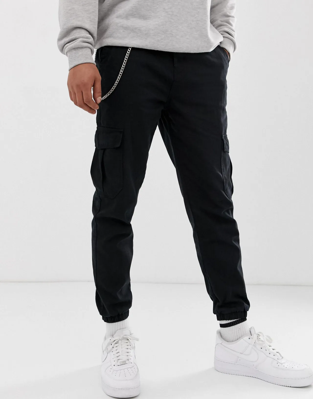 Zdjęcie Los mejores pantalones cargo hombre Bershka que no te puedes perder
