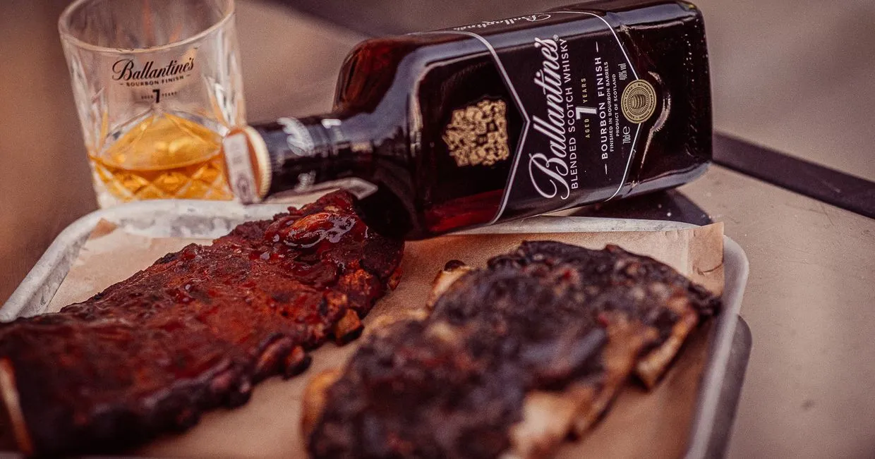 Zdjęcie Co podać do whisky? Odkryj idealne przekąski, które zachwycą smak