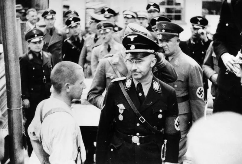Zdjęcie Niemieckie mundury z II wojny światowej: Różnice, rodzaje, ciekawostki