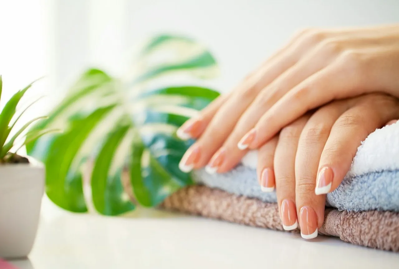 Zdjęcie Jak przygotować paznokcie do manicure, by uniknąć najczęstszych błędów