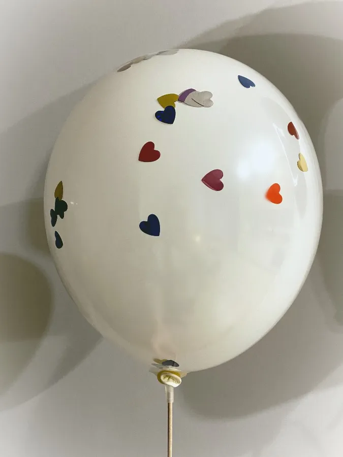 Zdjęcie Instrukcja montażu: jak umieścić balon na patyku bez problemów