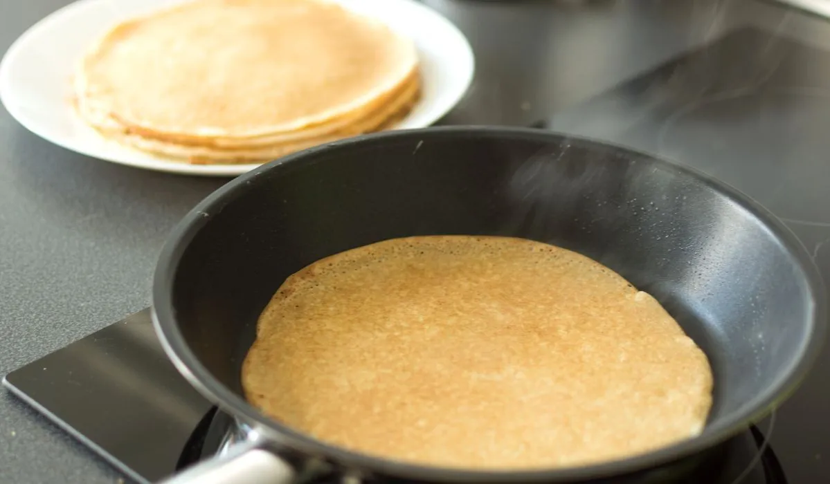 Zdjęcie Czy można smażyć naleśniki na oliwie z oliwek i cieszyć się zdrowiem?