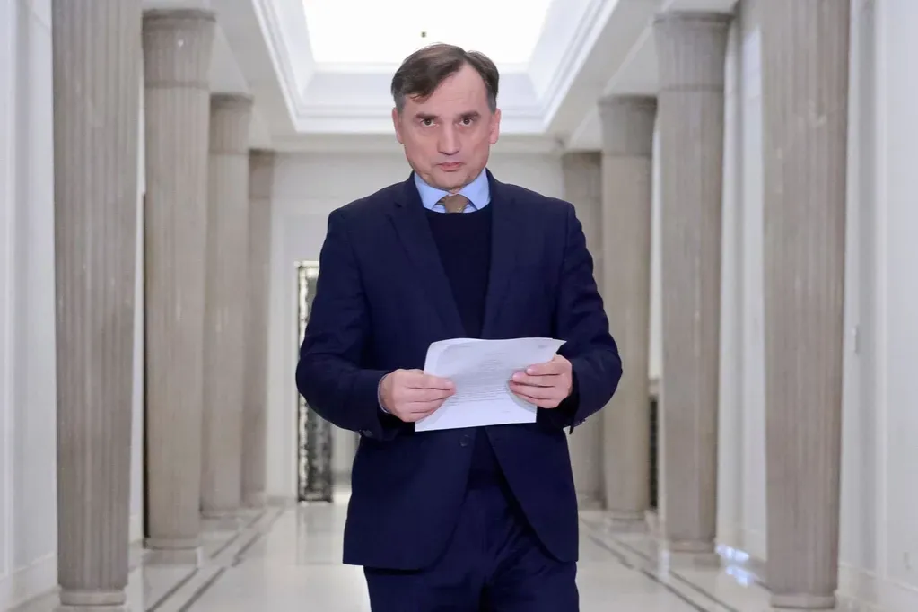 Zdjęcie Co z Ziobro? Ostatnie wydarzenia w sprawie aresztu i immunitetu