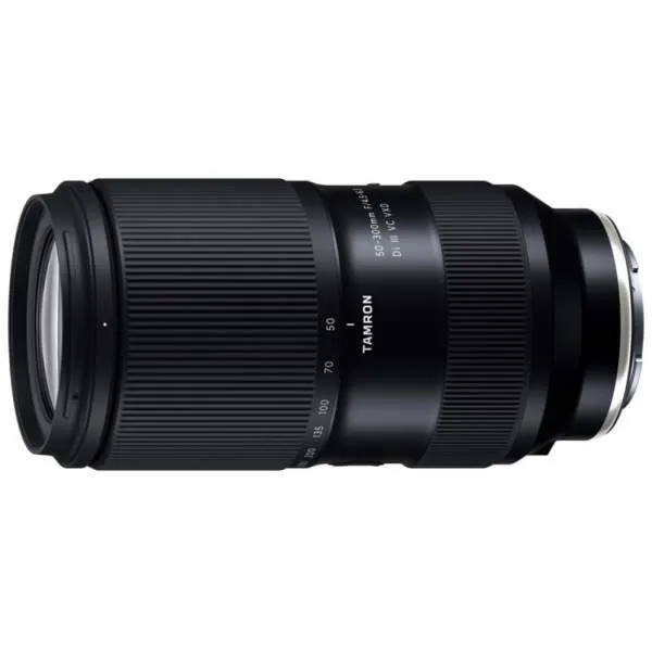 Zdjęcie Obiektyw 300mm jaki zoom - czy to naprawdę stała ogniskowa?