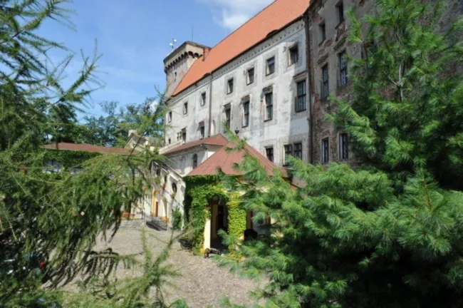 Zdjęcie Hotel Zamek w Otmuchowie - komfortowe noclegi i wyjątkowe atrakcje