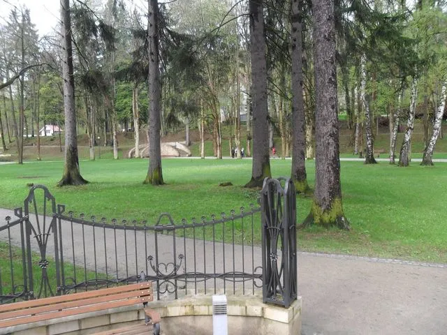 Zdjęcie Długopole Zdrój: Odkryj najciekawsze atrakcje w Długopolu Zdroju