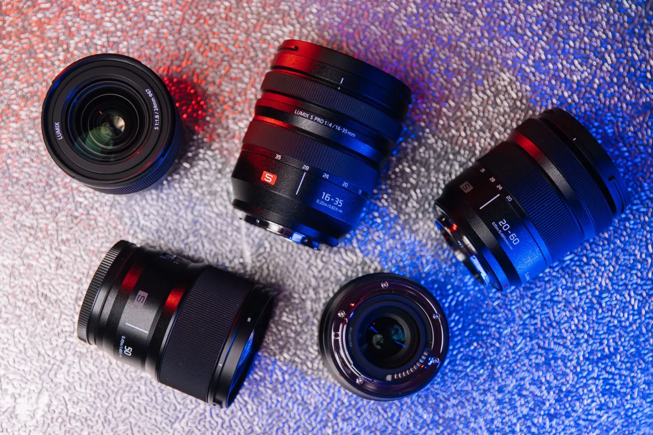 Zdjęcie Stałka czy zoom? Wybierz obiektyw idealny: Por&oacute;wnanie i zastosowania