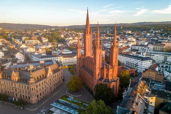 Zdjęcie Wiesbaden atrakcje, które zaskoczą każdego turystę i zachwycą pięknem