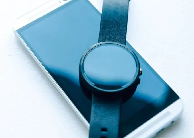 Zdjęcie Jaki zasięg ma bluetooth w smartwatch? Odkryj, co wpływa na połączenie