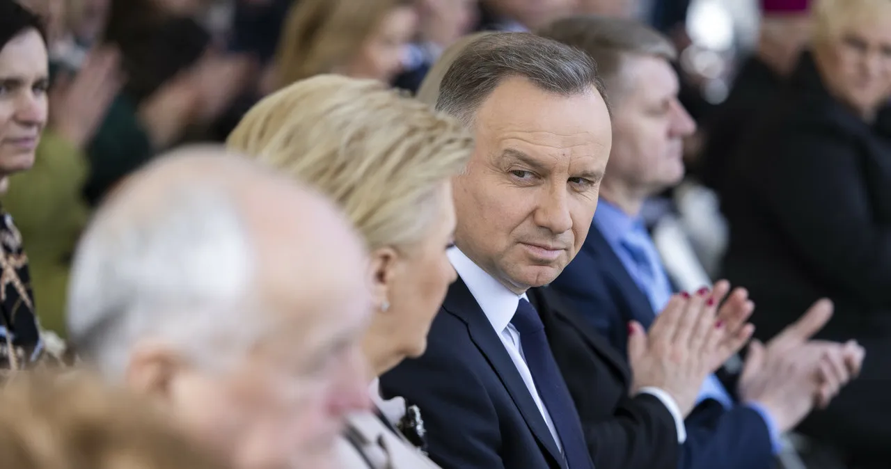 Zdjęcie Ile zarabia prezydent? Zaskakujące fakty o pensji Andrzeja Dudy