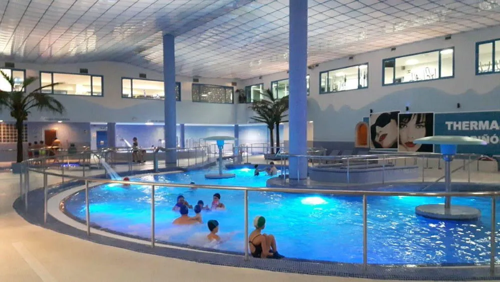 Zdjęcie Thermas de Gri&ntilde;&oacute;n: Fotos, precios y tu gu&iacute;a al relax en Madrid