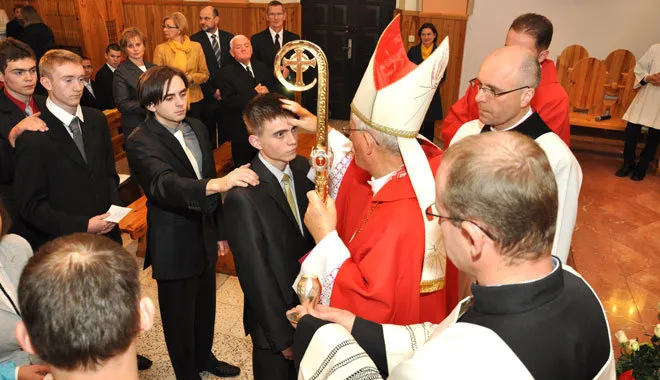 Zdjęcie Co to jest sakrament bierzmowania i dlaczego jest tak ważny?