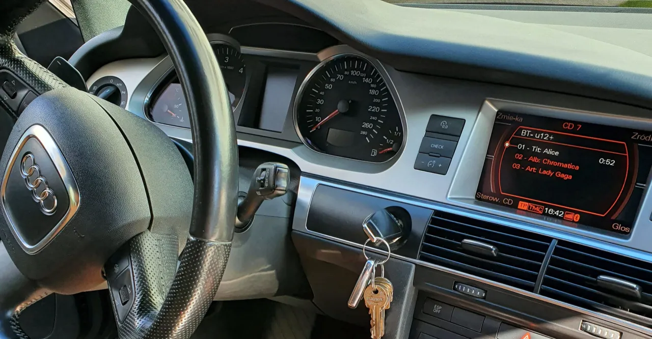 Zdjęcie Jak włączyć bluetooth w Audi A6 C6 i cieszyć się muzyką bez kabli