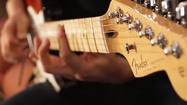 Zdjęcie E Gitarre Tabs: Die besten Songs einfach spielen lernen