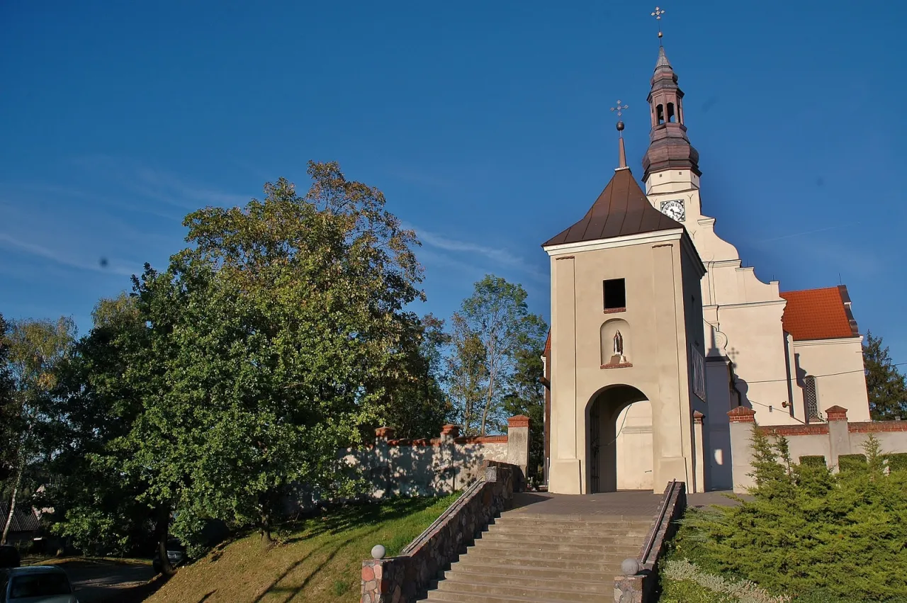 Zdjęcie Sanktuarium w Byszewie – historia, znaczenie i praktyczne informacje dla pielgrzymów