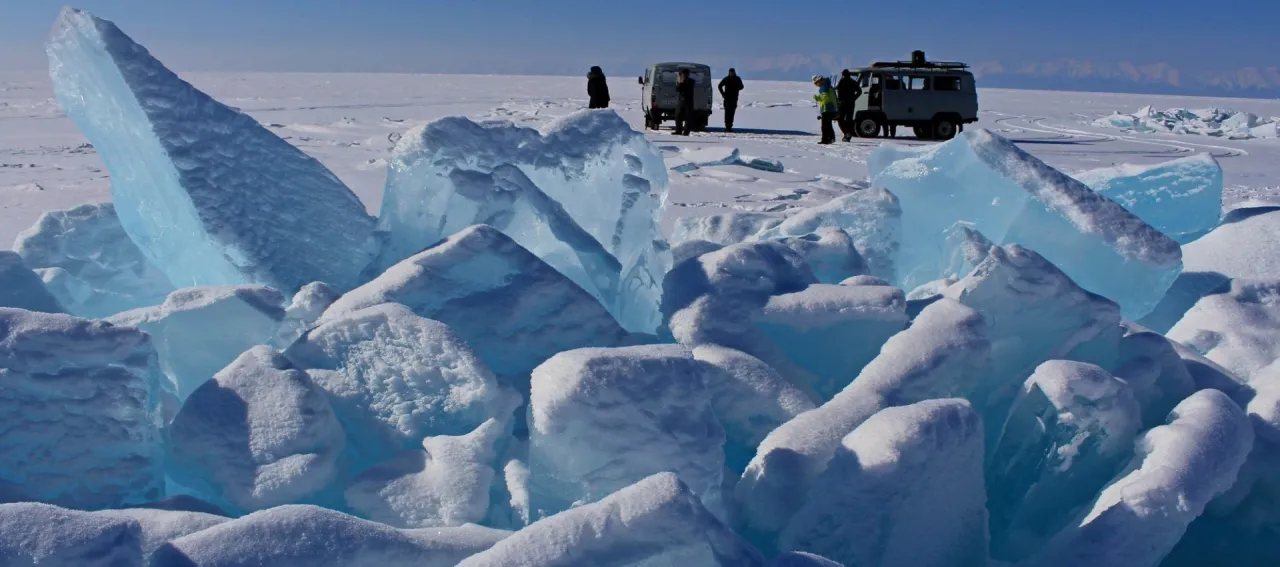 Zimowy Bajkał l&oacute;d
