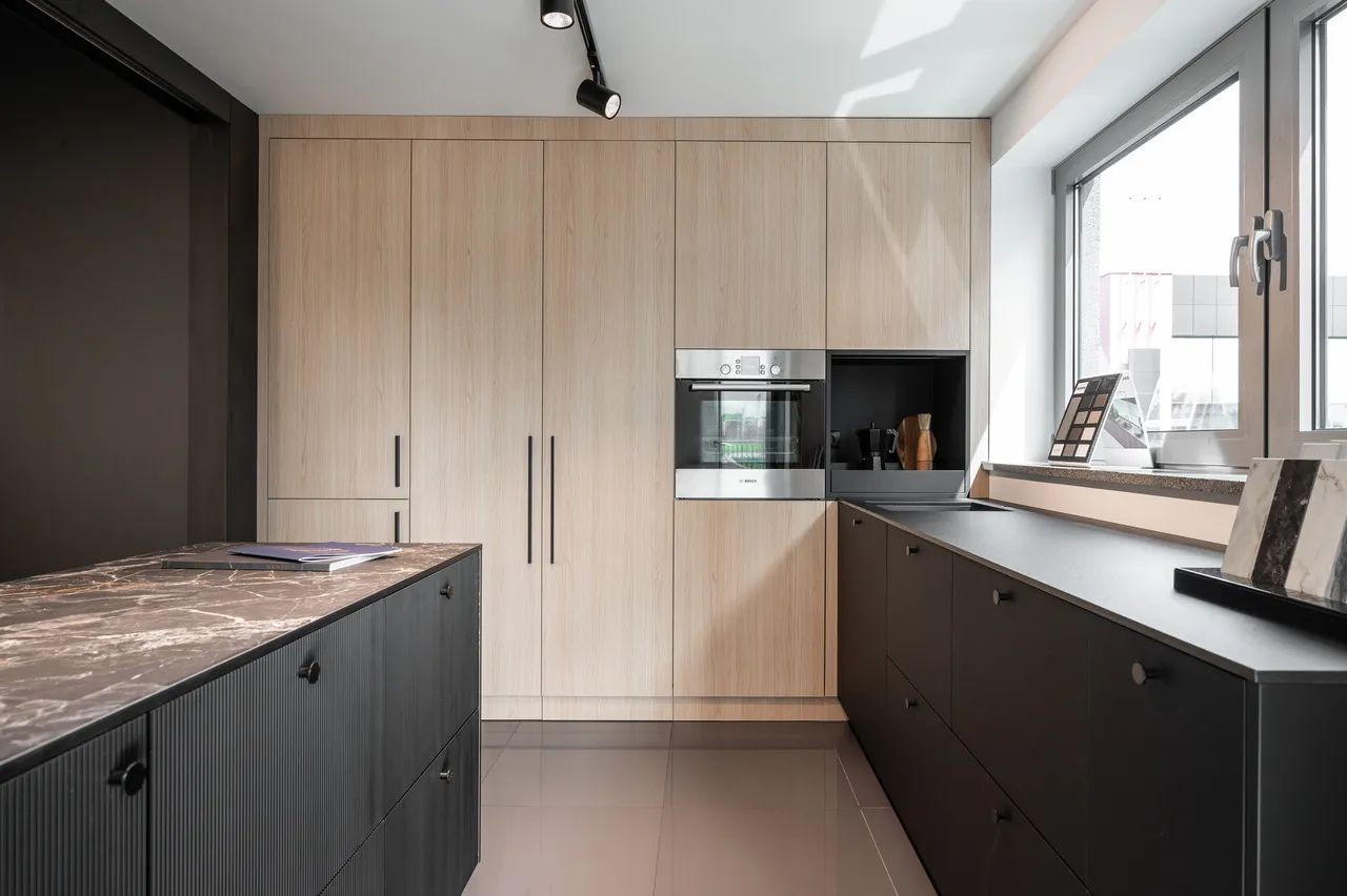 kuchnia bez g&oacute;rnych szafek inspiracje