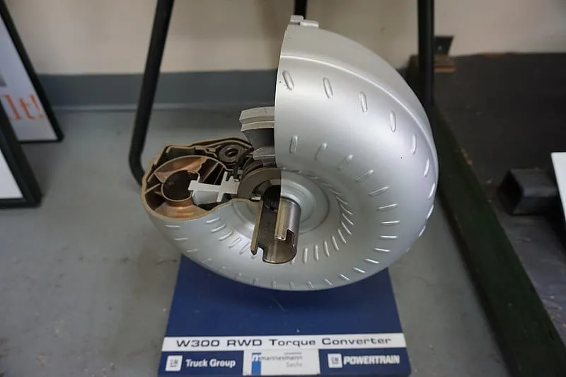 zużyte sprzęgło automatycznej skrzyni bieg&oacute;w