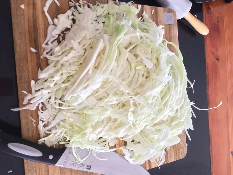 domowy sok z kiszonej kapusty przygotowanie