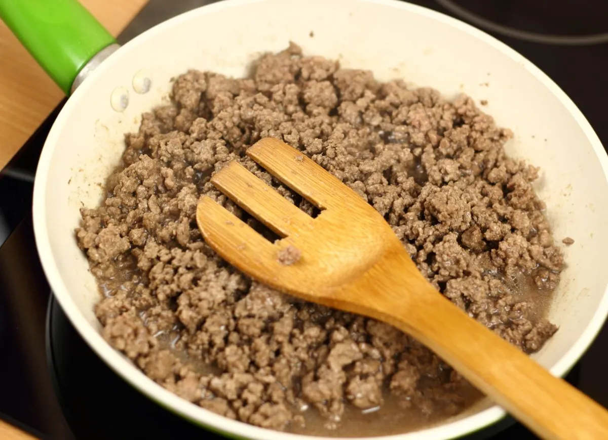 Przesolone mięso mielone - problem w kuchni