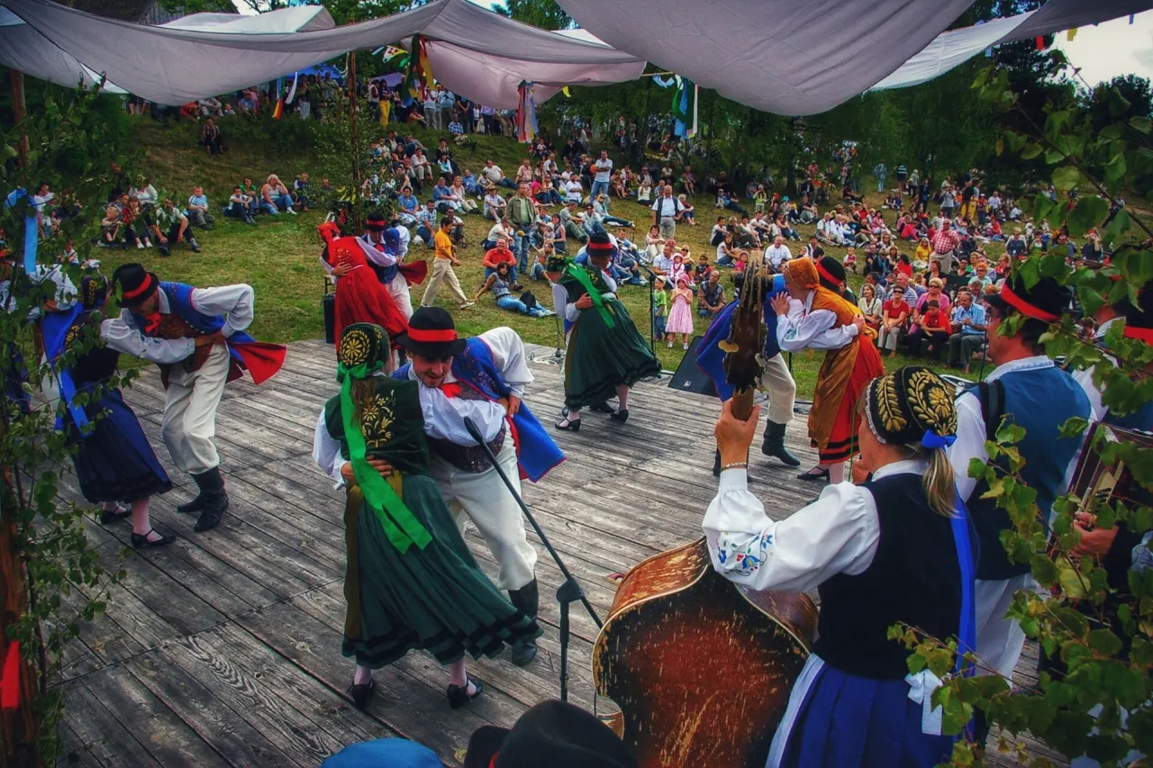 Jarmark Wdzydzki folklor
