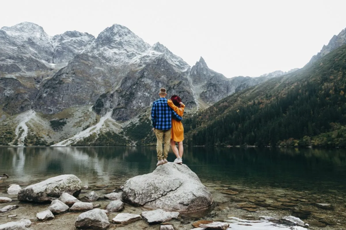 Romantyczny widok na Tatry dla par