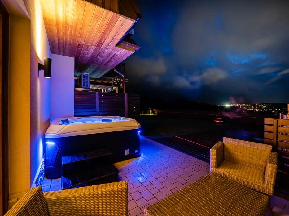 Bac&oacute;wka 2 Zakopane jacuzzi z widokiem na Giewont