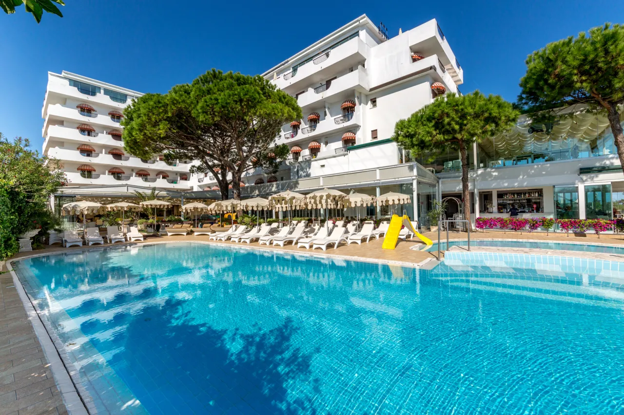 Hotel Nettuno Jesolo offerte pacchetti vacanza