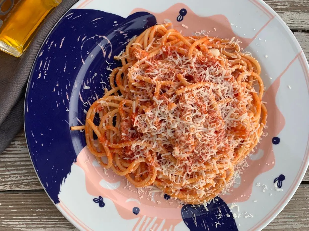 Rzymskie makarony carbonara cacio e pepe amatriciana