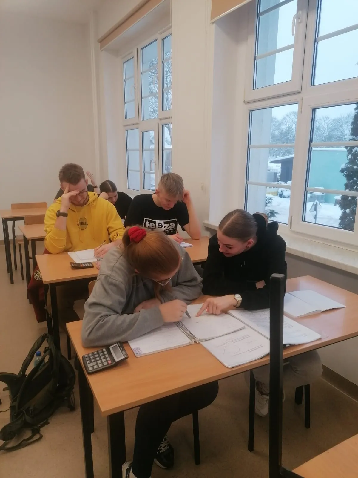 Zdjęcie Zajęcia dydaktyczno wyrównawcze z matematyki klasa 7 - skuteczne metody nauki