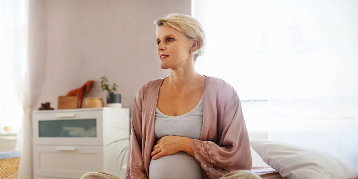 kobieta w ciąży, kobieta po porodzie, kobieta w menopauzie