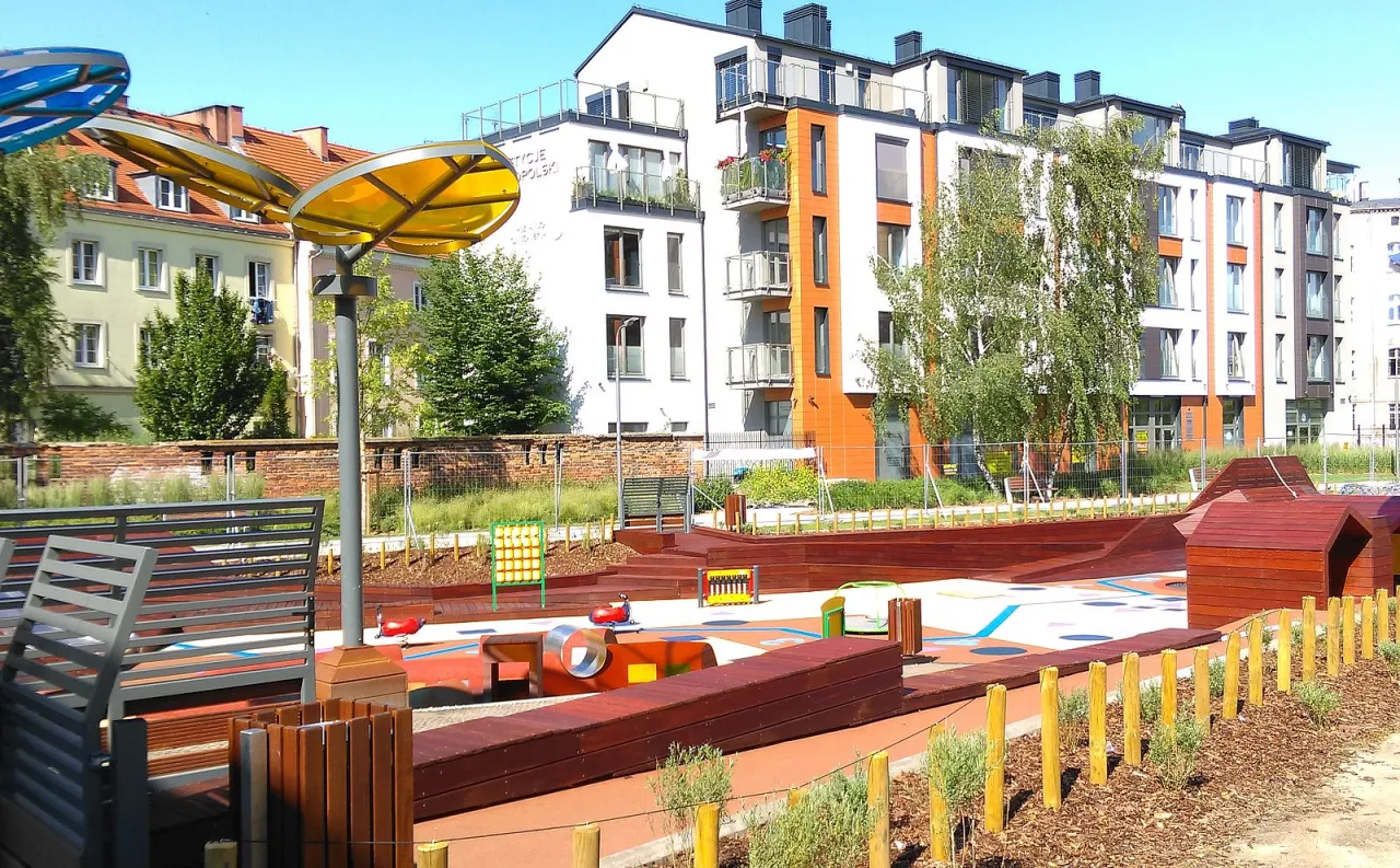 udogodnienia Osiedle Sterowc&oacute;w Poznań plac zabaw