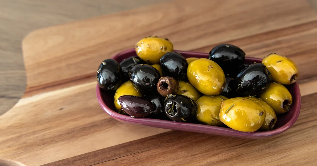 Zdrowe przekąski oliwki