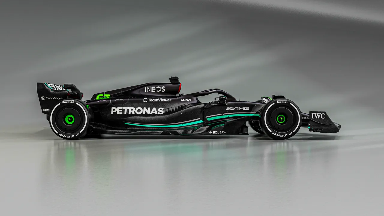 bolid F1 Mercedes-AMG Petronas silnik technologia