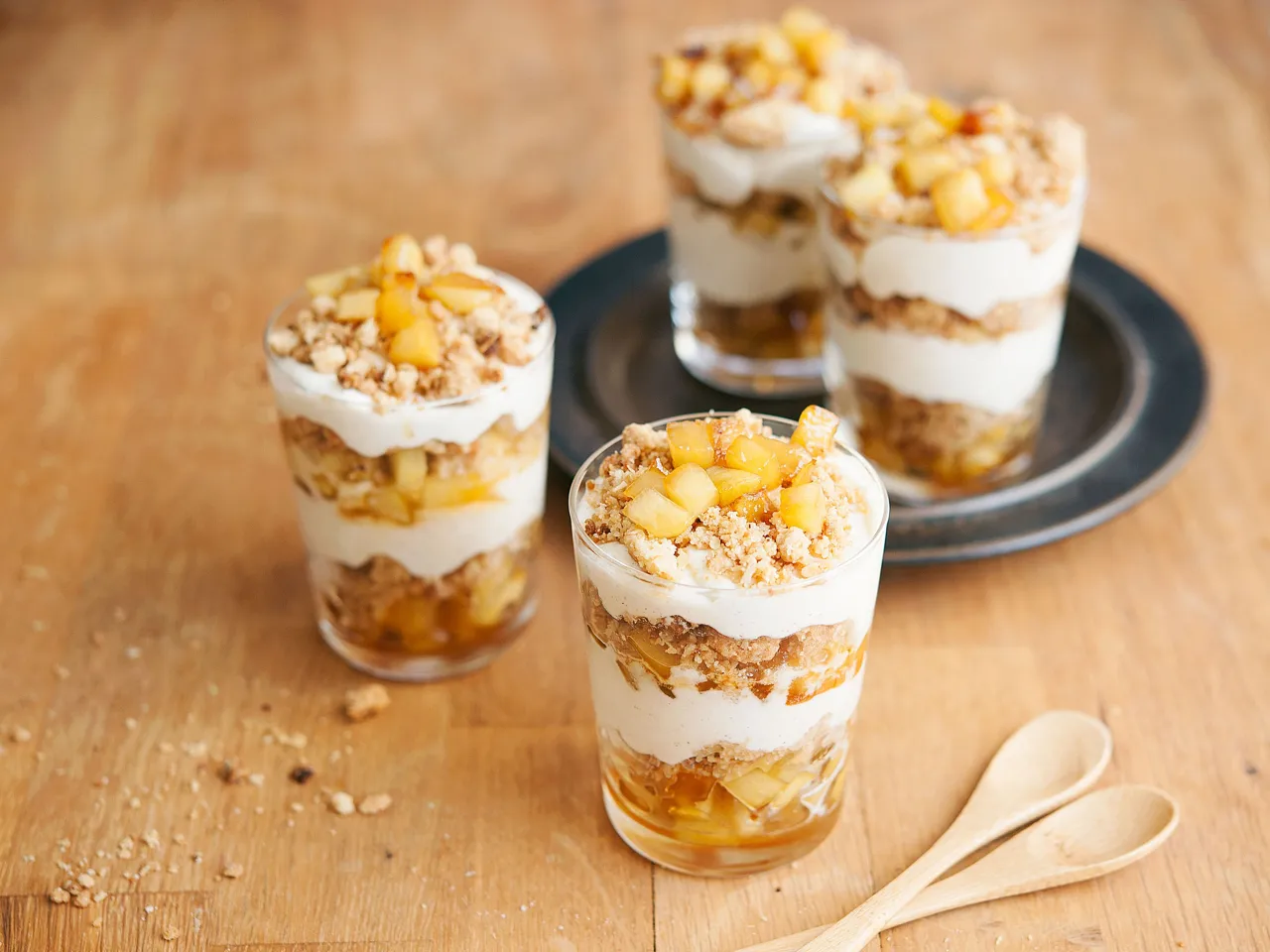 Apfel Schichtdessert im Glas