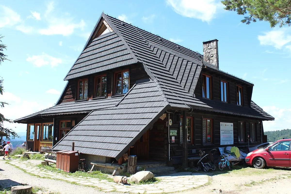 Dania regionalne schronisko Bac&oacute;wka nad Wierchomlą
