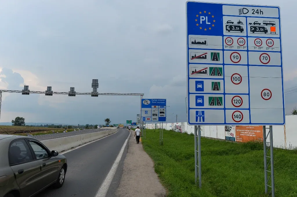 Zdjęcie Jakie są prędkości na autostradzie w Polsce dla różnych pojazdów?