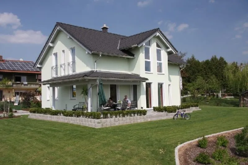 Altana ROD dach płaski i stromy r&oacute;żnice