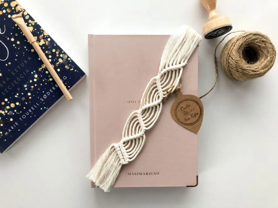 różnorodne ręcznie robione zakładki do książek