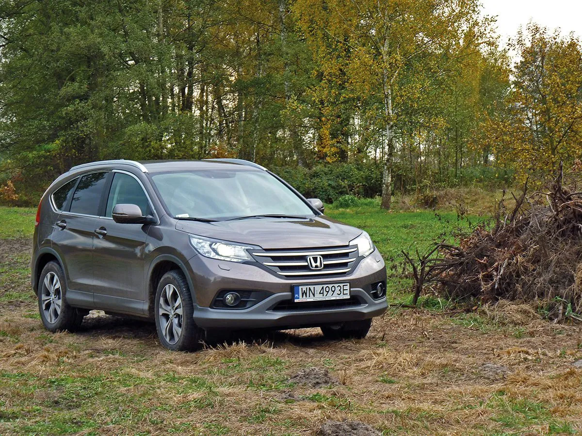 Honda CR-V VI generacja prześwit