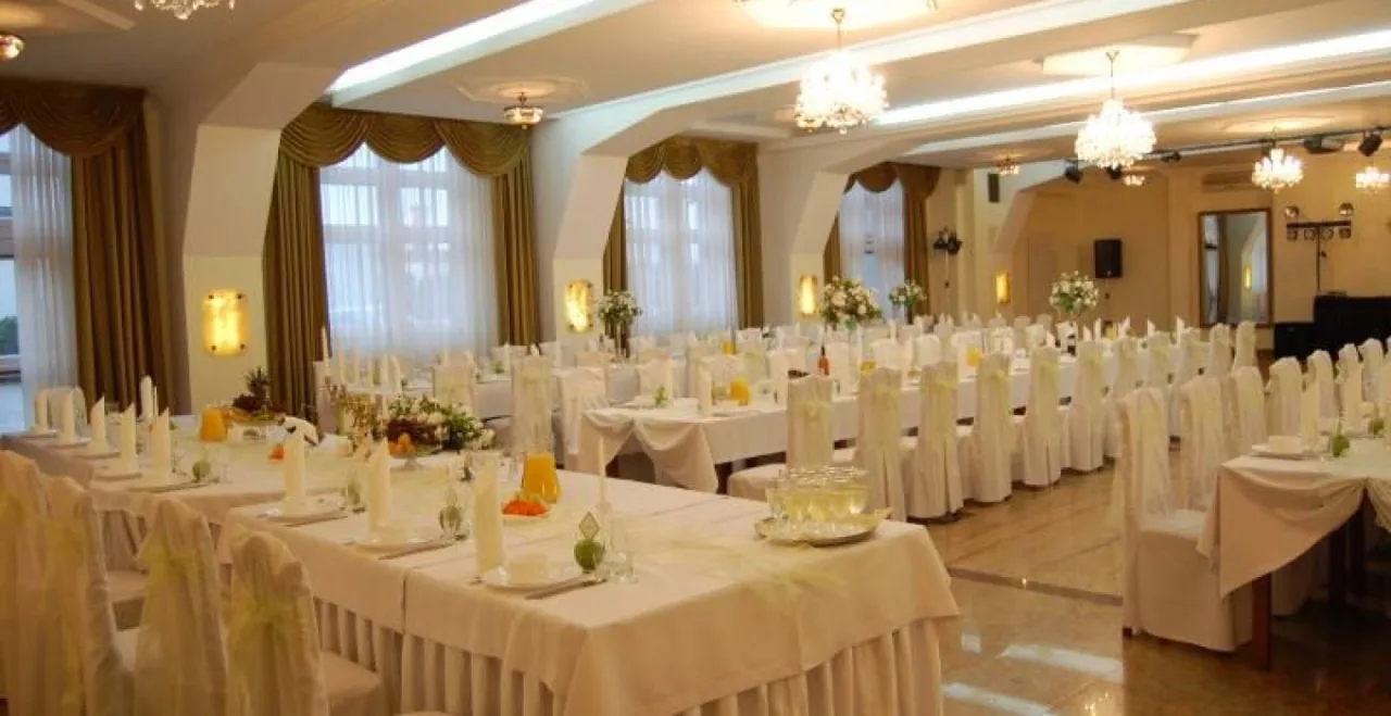 elegancka restauracja Kartuzy