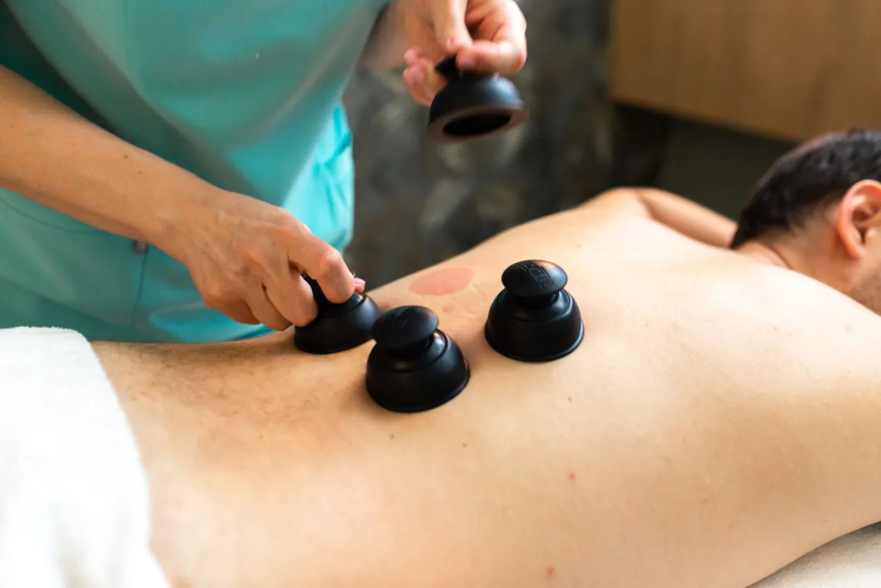 przeciwwskazania do masażu bańką chińską grafika