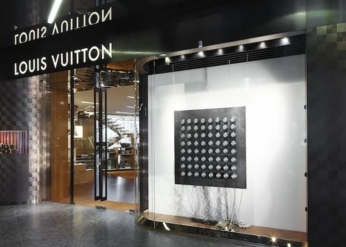 Louis Vuitton butik Warszawa wnętrze