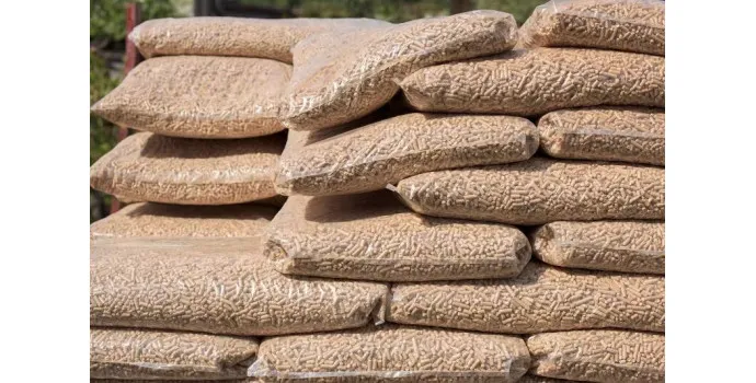 Pellet w workach czy luzem big bag