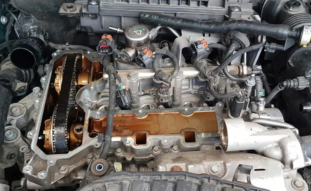 moteur 1.2 PureTech courroie de distribution humide