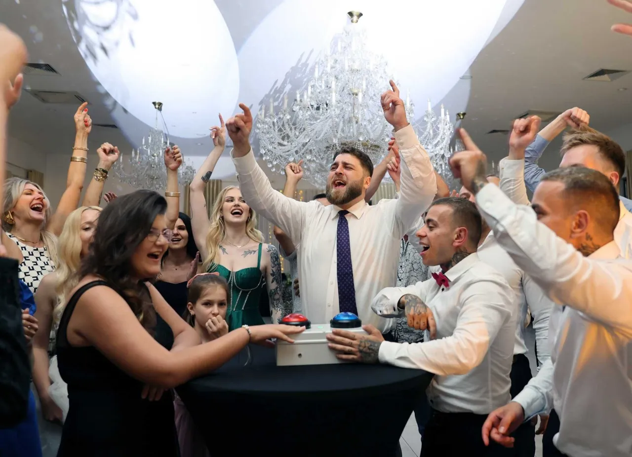 fotobudka dron sesja plenerowa 18 urodziny